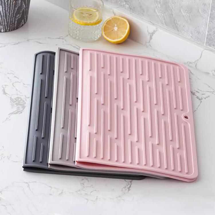 鍋敷き シリコン 折りたたみ 珪藻土 断熱マット 滑り止め 排水 キッチン カウンタートップ テーブルマット 耐熱