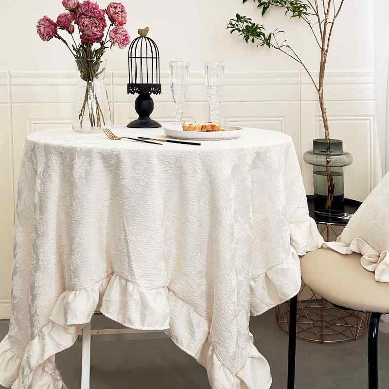 テーブルクロス テーブルマット 宮廷風 提花 裾フリル 姫系 おしゃれ INS風 豪華感