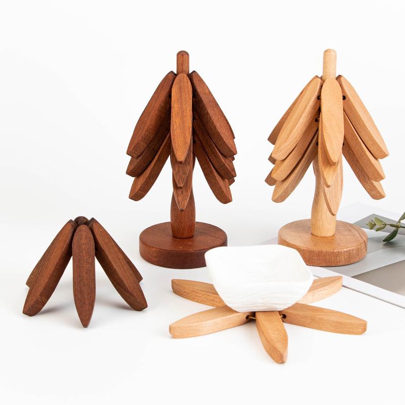 コースター 木製 胡桃木 無垢材 断熱パッド クリスマスツリー 鍋敷き テーブルマット カップ置き2