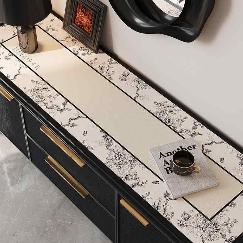 テーブルマット テレビボード用 長方形 風 軽奢 豪華感 カット可能 ダイニング サイドボード シューズラック 防水 レザー調