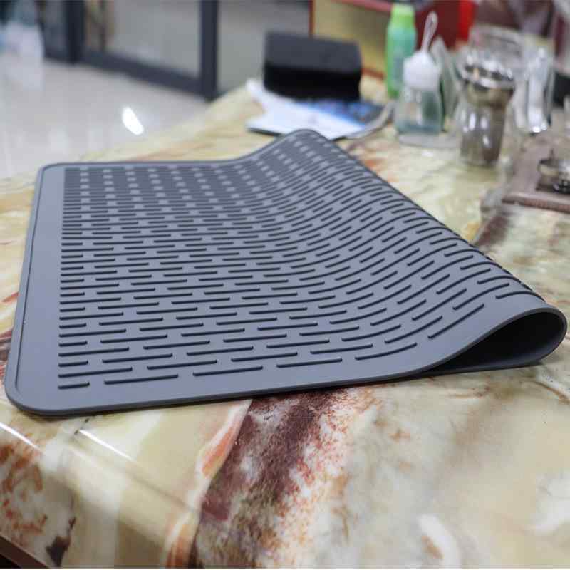 シリコンマット 厨房用品 排水マット バーカウンター用 防熱マット 食器マット ペット用 食事マット 折りたたみ 大判