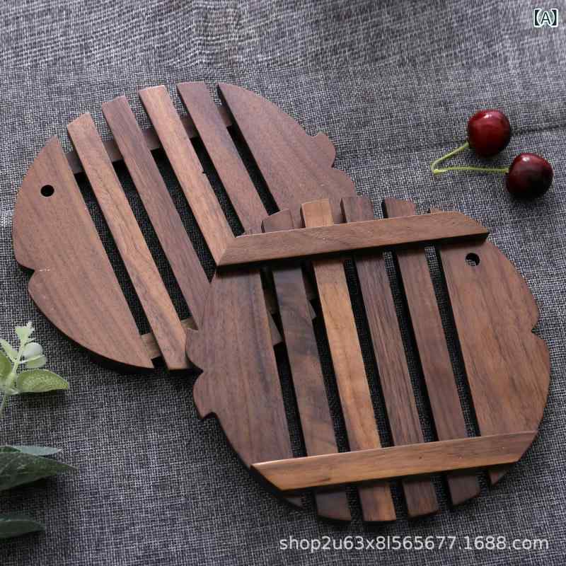 鍋敷き 黒胡桃木 ビーチ材 木製 断熱マット 防熱パット 木のぬくもり おしゃれ 実用的 ナチュラル