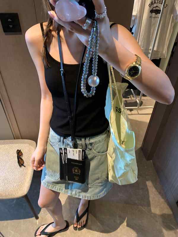 タンクトップ レディース Uネック 接触冷感 シェイプアップ インナー...(3.0)