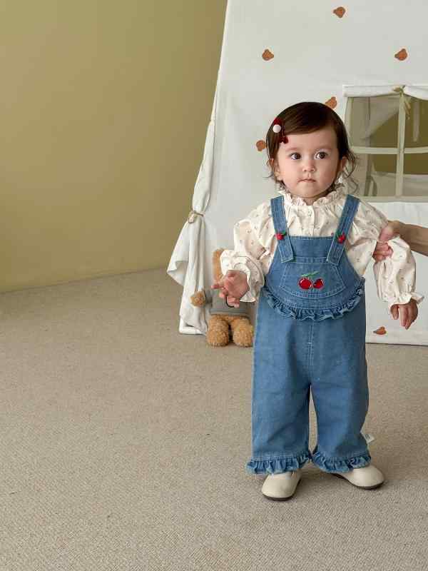 シャツ キッズ 子供服 女の子 無地 長袖 ブラウス 立ち襟 チュニック 春秋 かわいい おしゃれ 韓国 花柄 上着