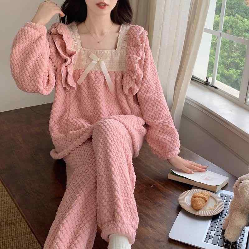 パジャマ レディース 秋冬用 部屋着 ルームウェア 厚手 あったか フリース ふわふわ もこもこ かわいい 長袖 上下セット セットアップ ラウンドネック 暖かい 寝巻き 女性用 防寒 冷え対策 ゆったり
