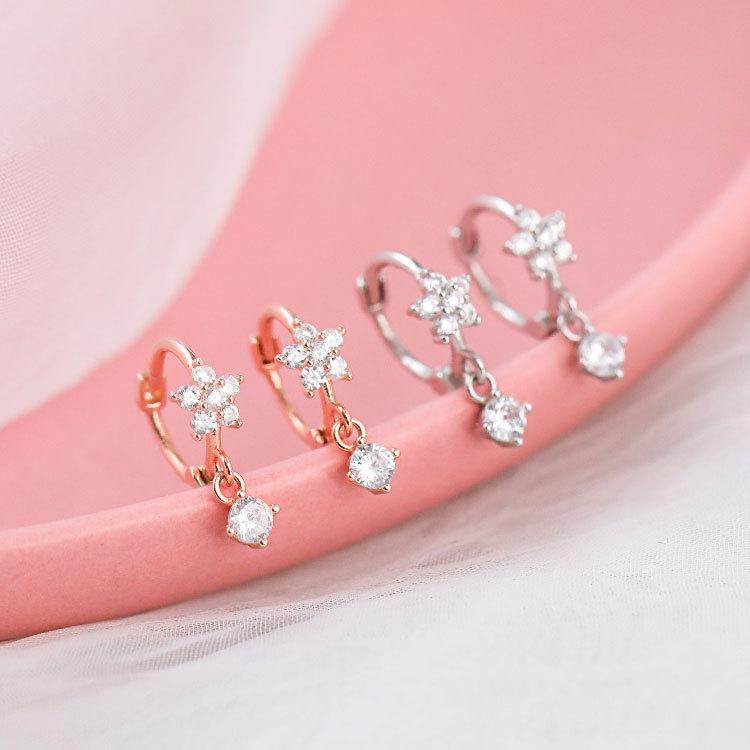 White Coral - ピアス レディース シルバー925 花 ジルコニア 小ぶり かわいい エレガント 上品 イヤリング 女性 普段使い パーティー