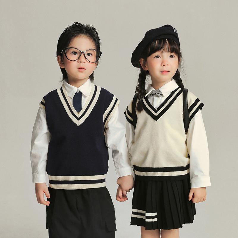 子供服 ベスト 秋冬 男の子 イングリッシュスタイル ニット 小学生 チョッキ 女の子 あったか 防寒