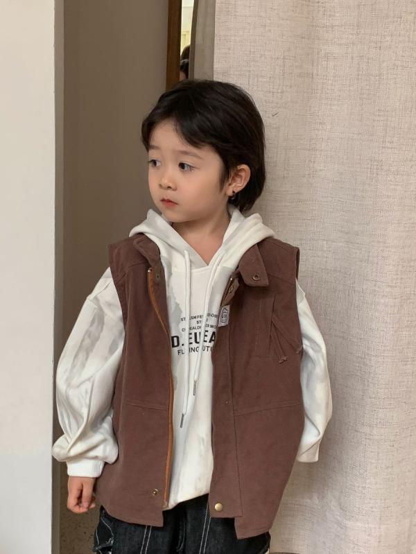 ベスト キッズ 子供服 秋冬 男の子 中綿 暖かい 防寒 厚手 袖なし アウター2