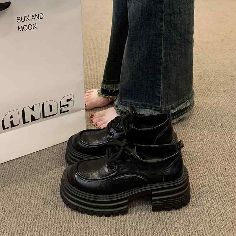 靴 レディース ローファー 厚底 紐靴 柔らかい底 レトロ カジュアル 普段使い 秋冬