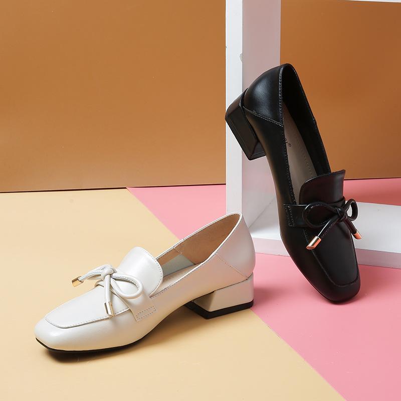 靴 レディース ローファー 秋冬 イングランド風 スリッポン レザー 通気性 衝撃吸収 厚底 カジュアル 普段使い