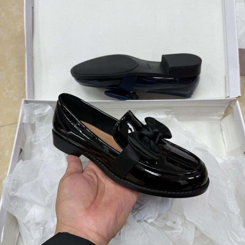 靴 レディース ローファー 英国風 かわいい ぺたんこ チャンキーヒール パンプス フラットシューズ ラウンドトゥ 合皮 フェイクレザー