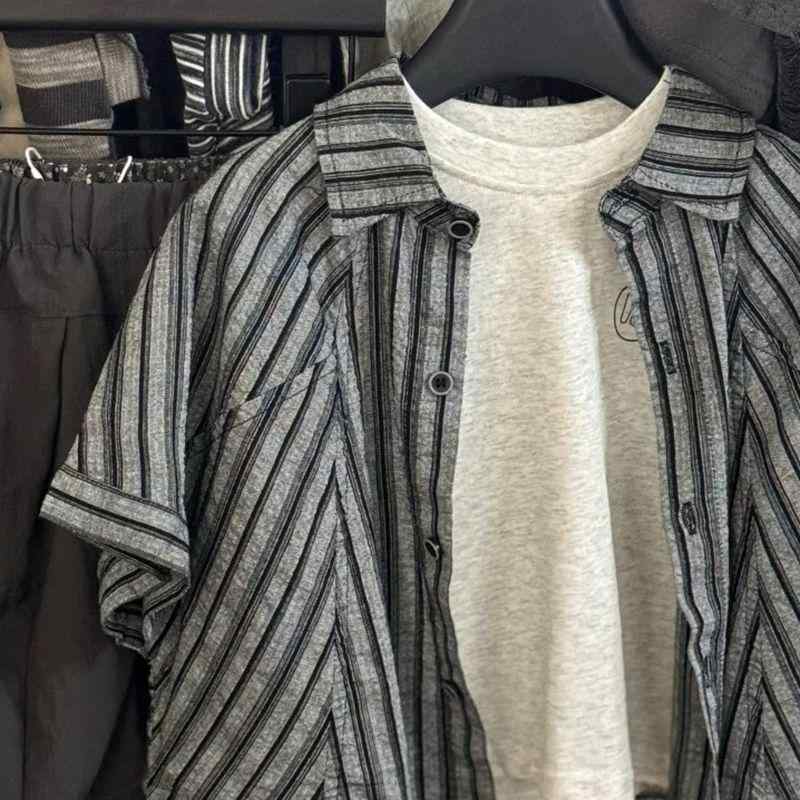 子供服 シャツ 男の子用 夏服 ストライプ柄 半袖シャツ 韓国 ゆったり 子供用 トップス