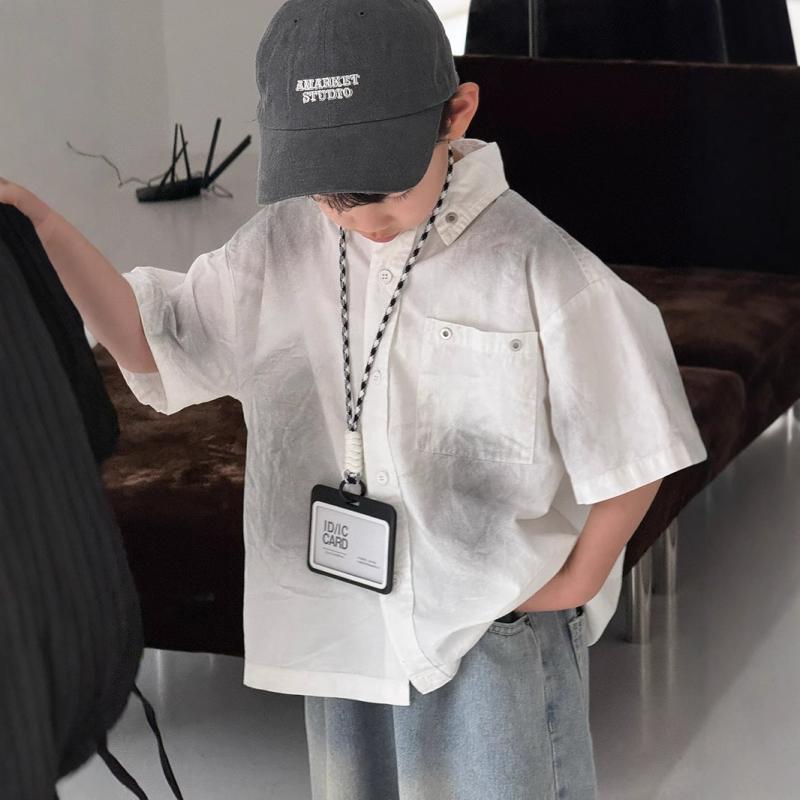 シャツ キッズ 薄手 トップス 女の子 子供 配色 重ね着風 こなれ感・性別: 男女兼用・対象年齢: 中小児(3~8歳，100~140cm)・画像実写: モデルあり・スタイル: 個性・襟型: 襟付き・生地加工: 柔らかい・袖丈: 半袖・柄: 動物, 文字, 抽象, 広告ロゴ・要素: カーディガン, プリント, ・素材: 綿・主な生地構成: 綿・主な生地構成含有量: 95%・レベル: B類・カラー: ホワイト・身長: 90cm, 100cm, 110cm, 120cm, 130cm, 140cm, 150cm・製品カテゴリ: 子供用シャツ