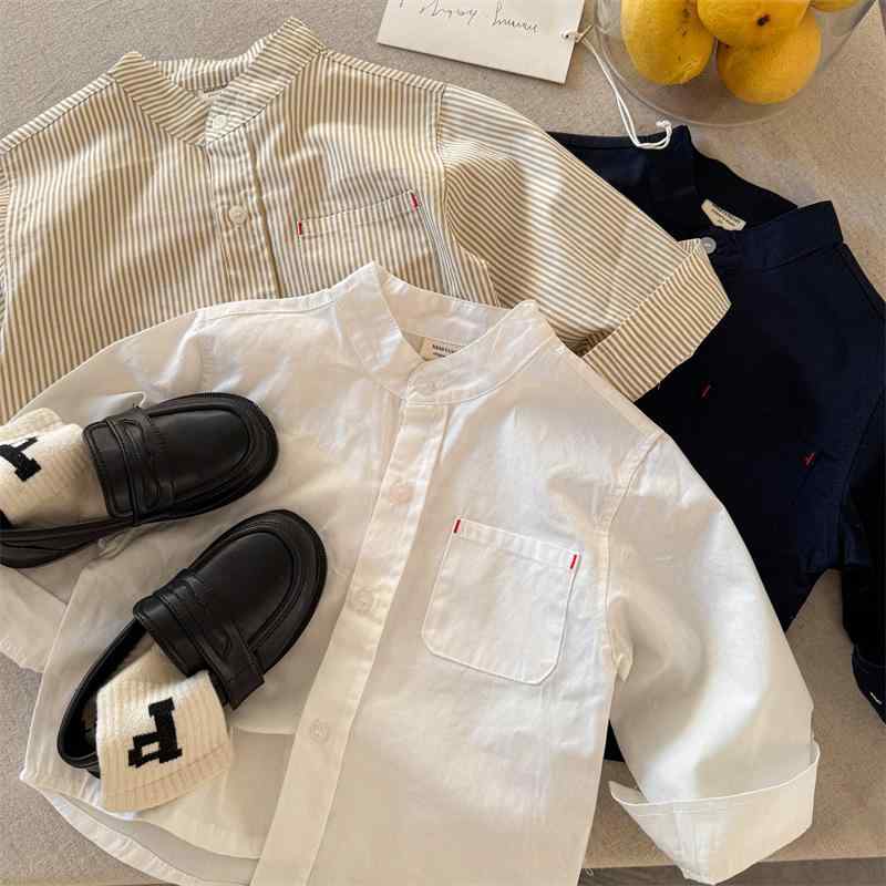 シャツ キッズ 男女兼用 秋物 新品 子供服 丸首 ストライプ シャツ ベビー 無地 ポケット付き シャツ・性別: 男女兼用・対象年齢: 中小童(3~8歳.100~140cm)・スタイル: 韓国版・ネックライン: ラウンドネック・生地加工: 柔らかい・袖丈: 長袖・柄: ストライプ・要素: ・素材: 綿・主な素材: 綿80%・レベル: B類・カラー: 白.紺.ストライプ・対応身長: 90cm.100cm.110cm.120cm.130cm.140cm・カテゴリー: 子供用シャツ