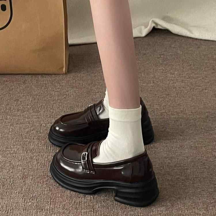 靴 レディース ローファー 秋冬 厚底 ラウンドトゥ 黒 ブラック 英国風 レトロ 普段使い かわいい 歩きやすい 履きやすい 婦人靴2