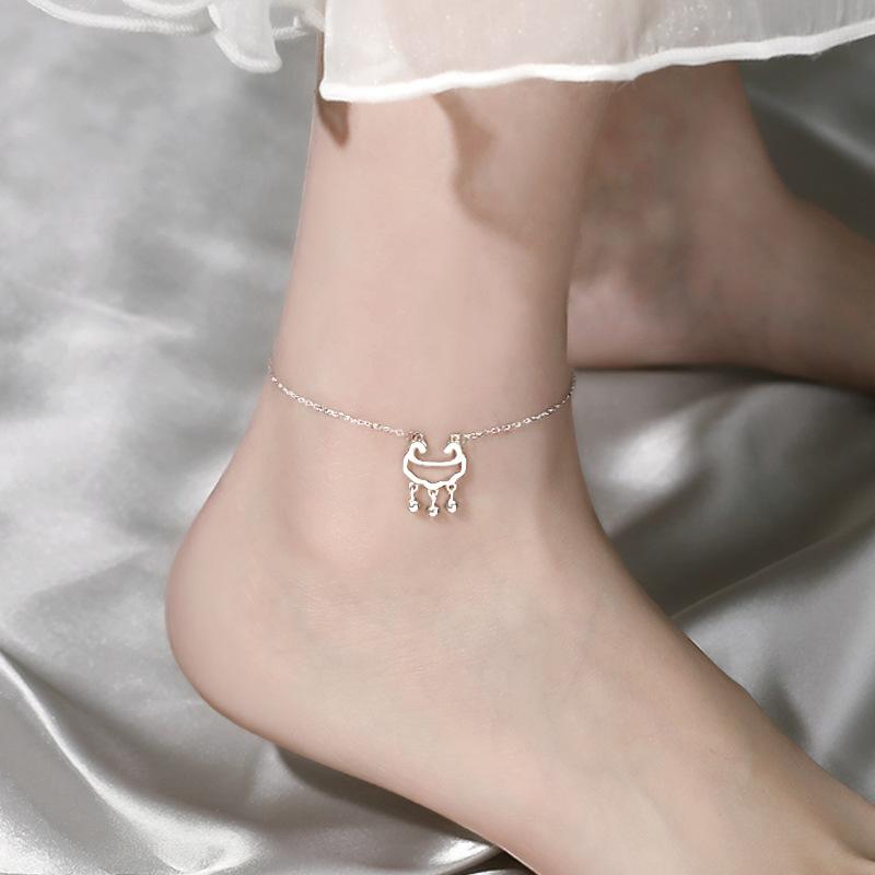 アンクレット レディース シルバー925 古風 長命鎖 鈴付き 森ガール 小さめ 華奢 おしゃれ かわいい 女性らしい セクシー 人気 トレンド アクセサリー