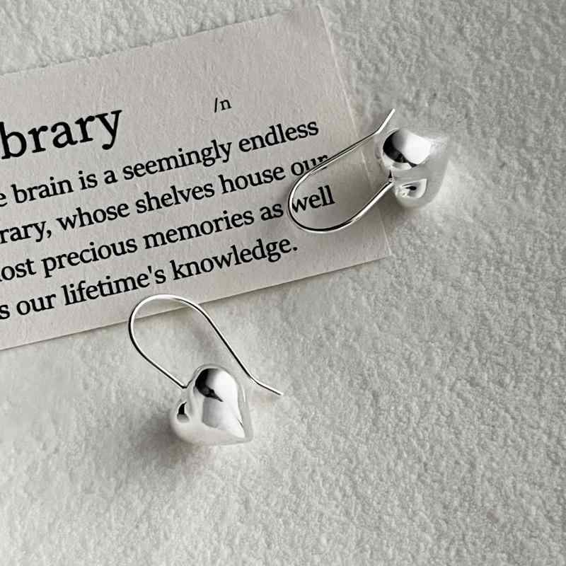 ピアス レディース シルバー925 ハート 小さめ シンプル かわいい 立体 光沢 ハート型 シルバーアクセサリー