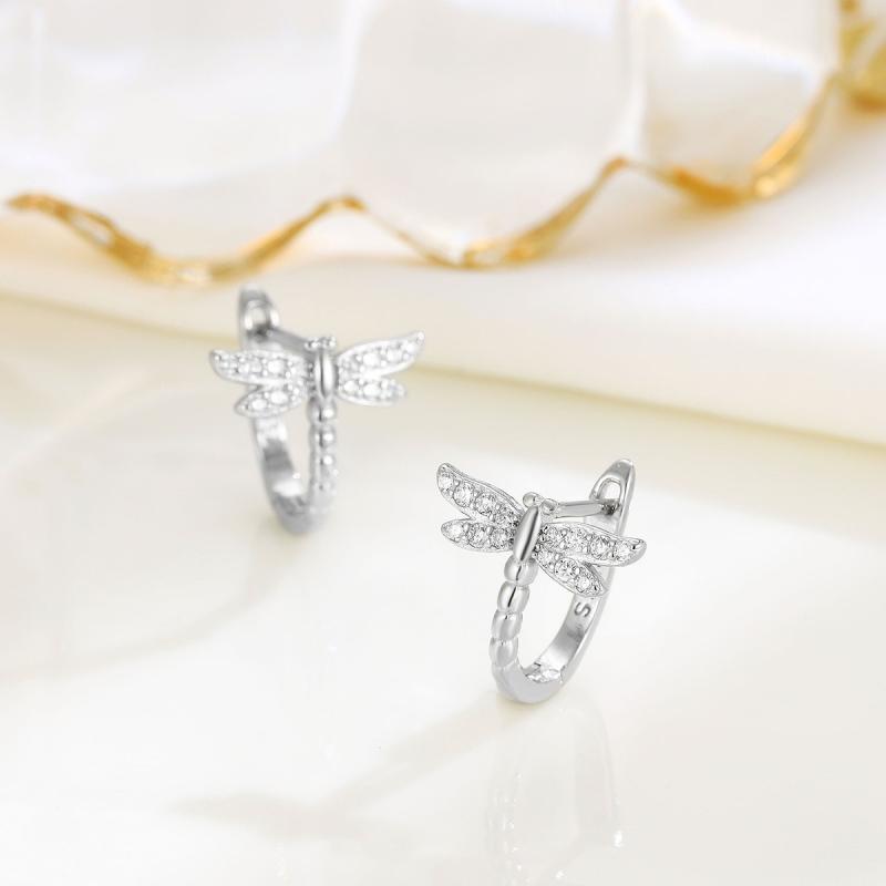 SWAROVSKI - イヤリング レディース シルバー925 蜻蛉 トンボ アレルギー対応 小さめ 小ぶり シルバー 銀 おしゃれ かわいい 大人 可愛い アクセサリー