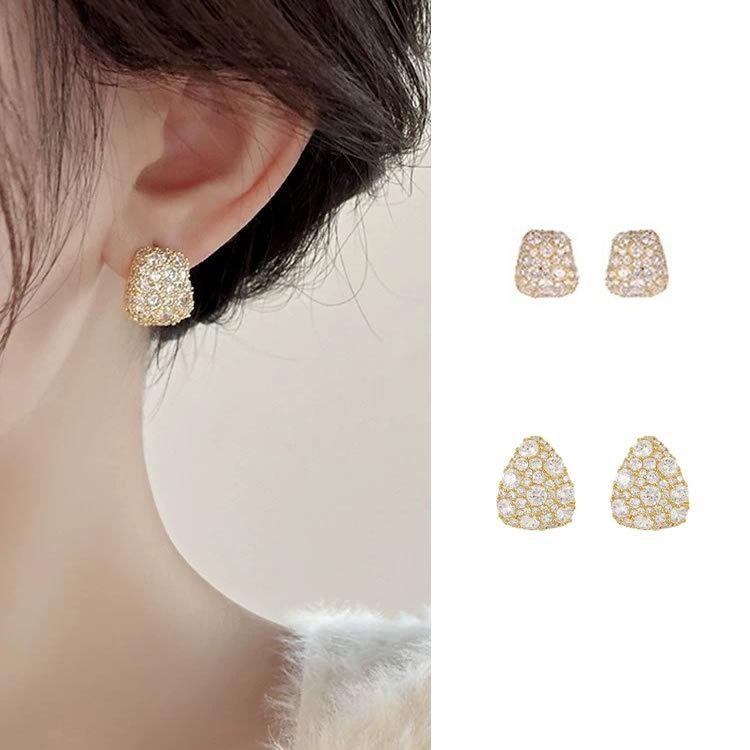 Body Earrings - イヤリング レディース 高級感 ジルコニア 小さめ 揺れる スタッドピアス アクセサリー おしゃれ かわいい 上品 パーティー 結婚式