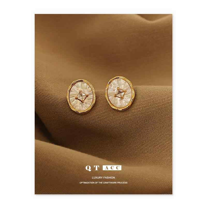 ピアス レディース 女性用 真鍮製 18K金メッキ 天然シェル ジルコニア フレンチスタイル レトロ調 エレガント おしゃれ アクセサリー