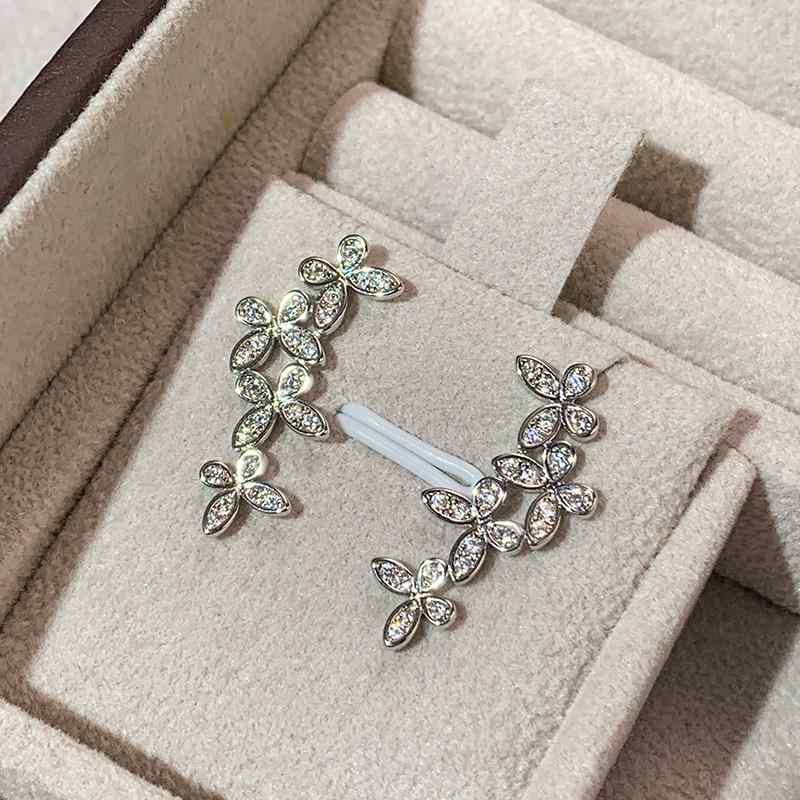 ピアス レディース ファッション ジルコニア 蝶 立体 満点 高級感 イヤリング 上品