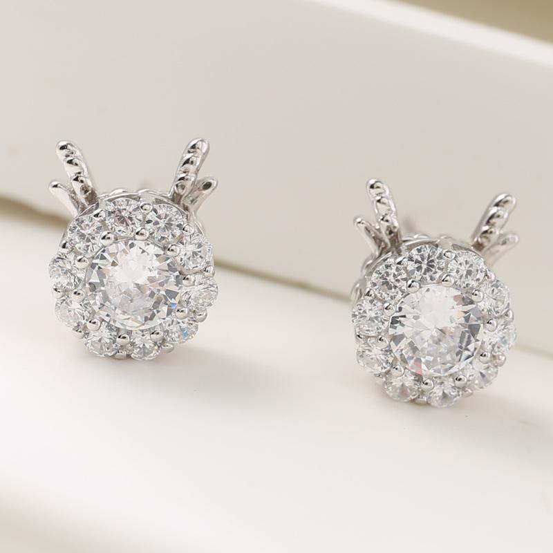 ピアス レディース 小ぶり シルバー925 ジルコニア ドラゴン ねじり回転式 国潮風 かわいい アニマルモ..