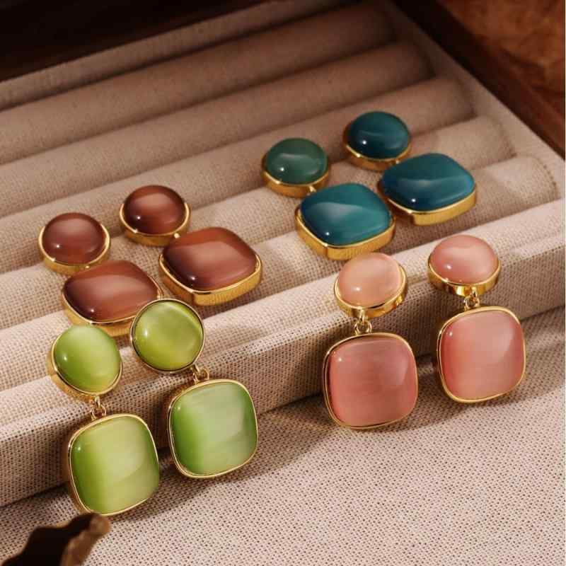 イヤリング レディース 高級感 レトロ 小さめ 幾何学模様 シルバー925 滴油 電気メッキ加工 上品 きれいめ かわいい