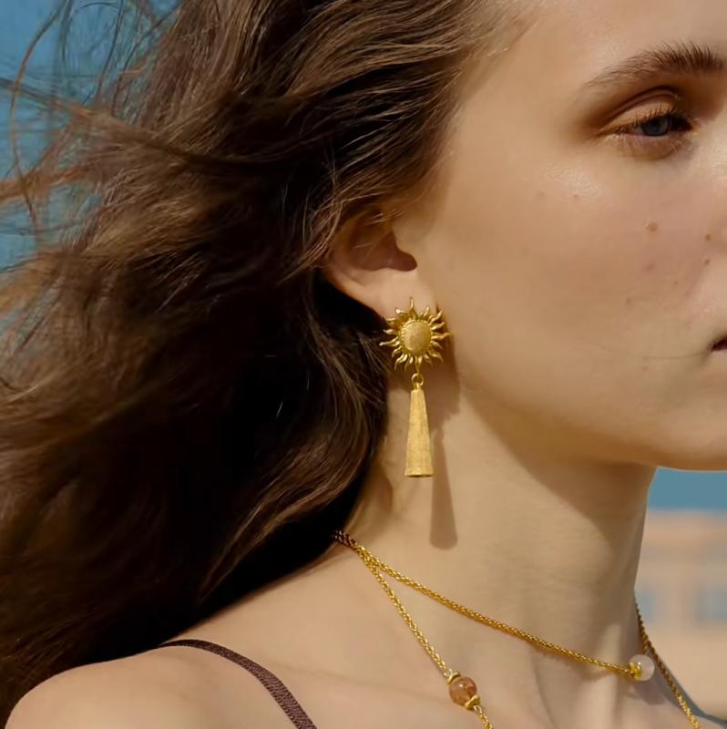 ピアス レディース 高級感 旭日 タッセル 電気メッキ加工 手作り ラメ 上品 アクセサリー ジュエリー