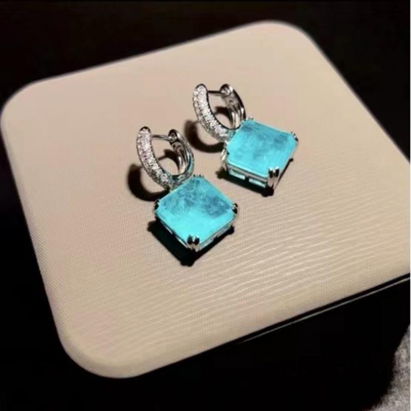 ピアス レディース 高見え エメラルド風 ジルコニア パライバトルマリン風 スクエア ドロップ 電気メッ..