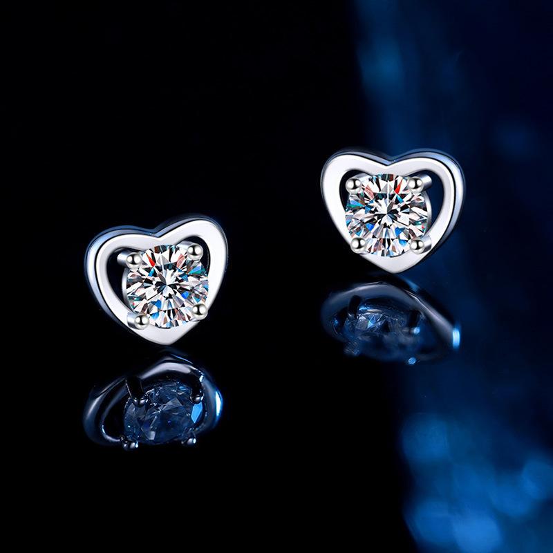 ピアス レディース シルバー925 Dカラー モアサナイト ジルコニア ハート形 かわいい アクセサリー 銀製品 直販