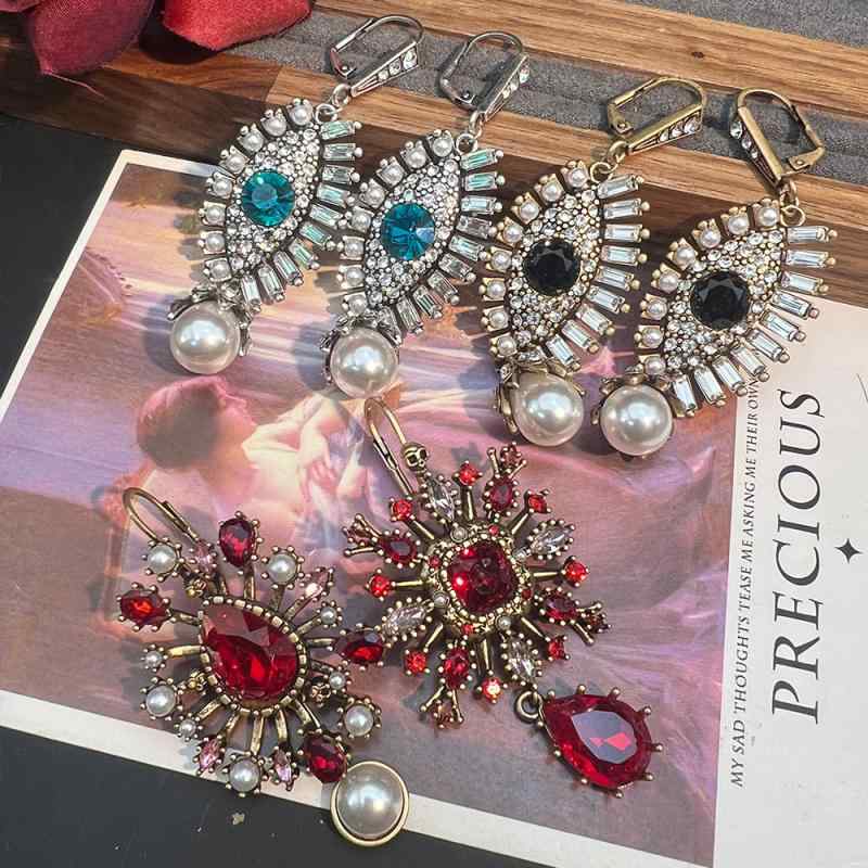 ピアス レディース バロック ファッション トレンド パール ロング 悪魔の目 چشم