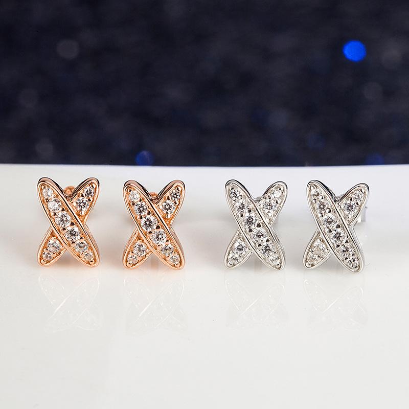 ピアス レディース シルバー925 ジルコニア 満点ダイヤ X型 クロス イニシャル X字型 軽 luxury風 個性的 百搭 シンプル 銀