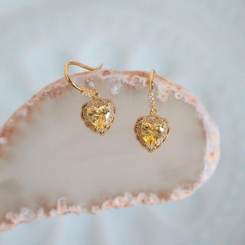 ピアス レディース シルバー925 電気メッキ加工 フレンチ レトロ かわいい 少女 ジルコニア 桃 ハート ..