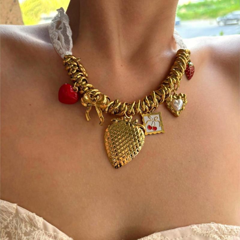 ネックレス レディース チタン鋼 チョーカー レース 多重巻き イチゴ 苺 サクランボ 桜桃 蝶 チョウ バタフライ かわいい おしゃれ 秋冬2