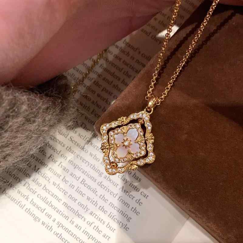 Cubic Zirconia - ネックレス レディース イタリア製 復古 宮廷風 ブラ 提 白 貝母 回転 四つ葉 クローバー 高級感 虎眼石 ペンダント