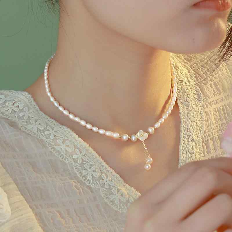 Yellow - ネックレス レディース 淡水パール 鎖骨 ペンダント かわいい 小花 ジルコニア 上品 シンプル2