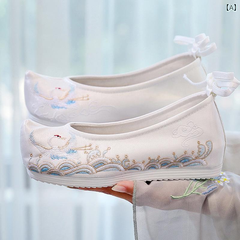 靴 キッズ 女の子 春 古風 刺繍 平底 布 古風 明制 学生 子供 古典 袴 和装 かわいい