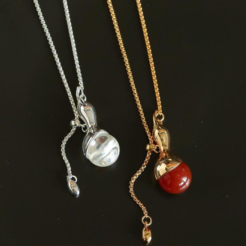 ネックレス レディース レッド瑪瑙 瓢箪 モチーフ 白水晶 ロングネックレス ペンダント エレガント トレンド ラッキーアイテム