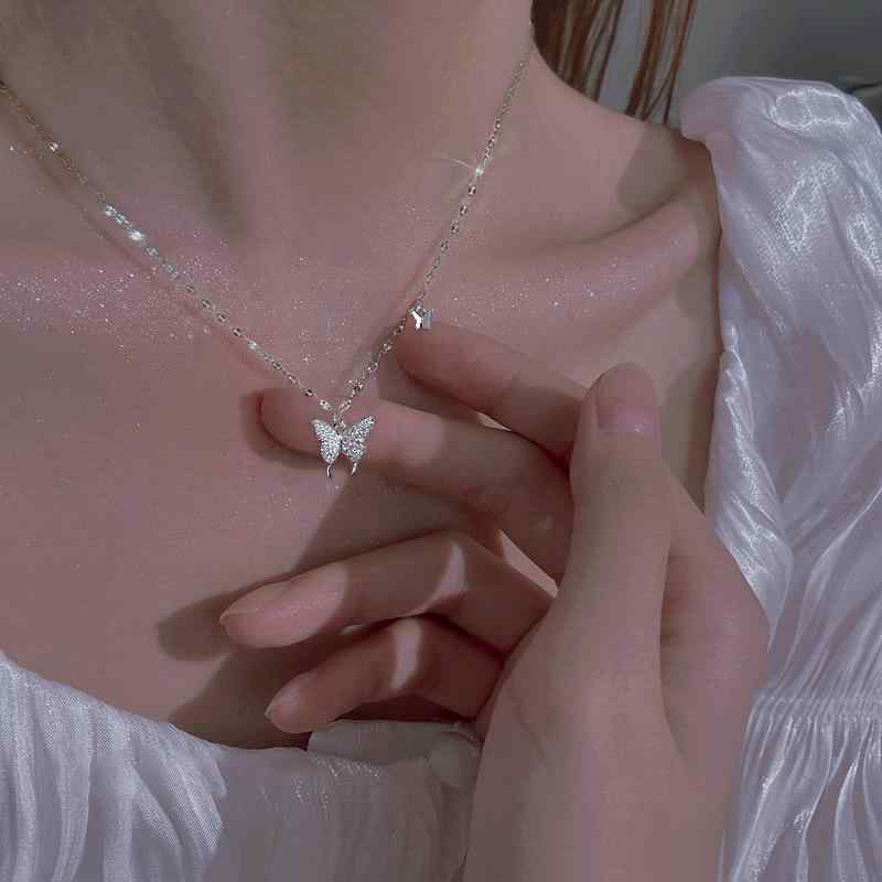ネックレス レディース シルバー999 バタフライ 蝶 ジルコニア 鎖骨 ペンダント アレルギー対応 変色防止 高級感 ラッキーアイテム かわいい おしゃれ