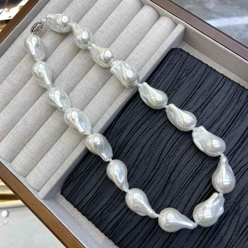 ネックレス レディース バロックパール 大粒パール 不規則 淡水パール 真珠風 ショート ロング 鎖骨 秋冬 ニット セーター おしゃれ かわいい