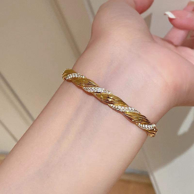 ブレスレット レディース バレエ 満点ジルコニア 編み込み 個性的 高級感 回転 手編み 手作り 腕輪 か..