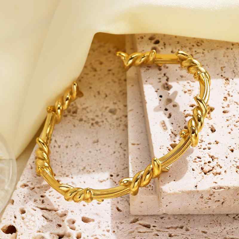 Moonstone - ブレスレット レディース 18k 金 C形 チタン鋼 バングル 腕輪 ステンレス 茨 アレルギー対応 ゴールドカラー 金色