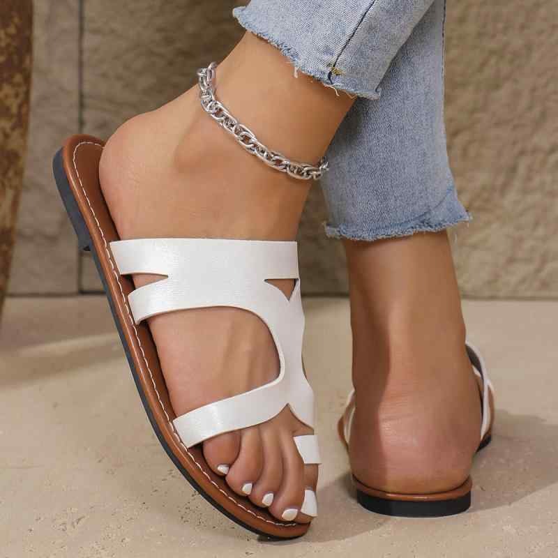 サンダル レディース 大きいサイズ ローマ風 ぺたんこ ラウンドトゥ 車縫い 涼しい 婦人靴 女性用 外履..