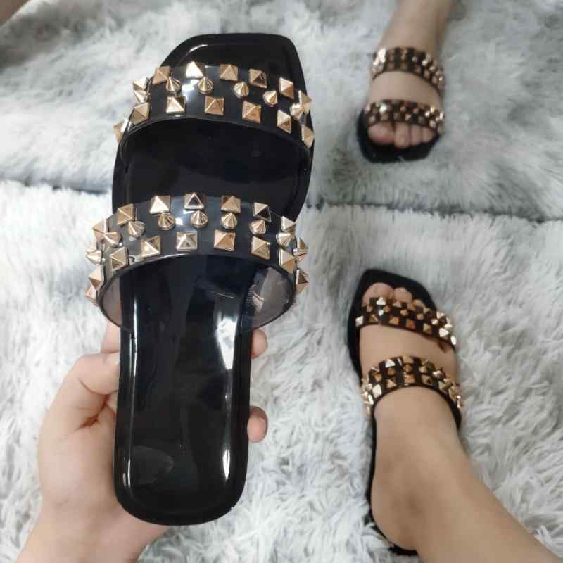 サンダル レディース ビーチサンダル ルームシューズ ラバー 婦人靴 スリッパ かわいい スタッズ 普段使い アウトドア