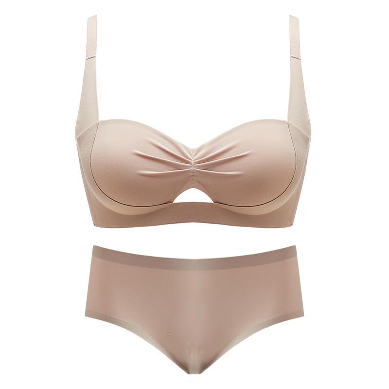 ブラジャー レディース 小胸 補正 ふっくら谷間 多情猫 わき肉 スッキリ 垂れ防止 年