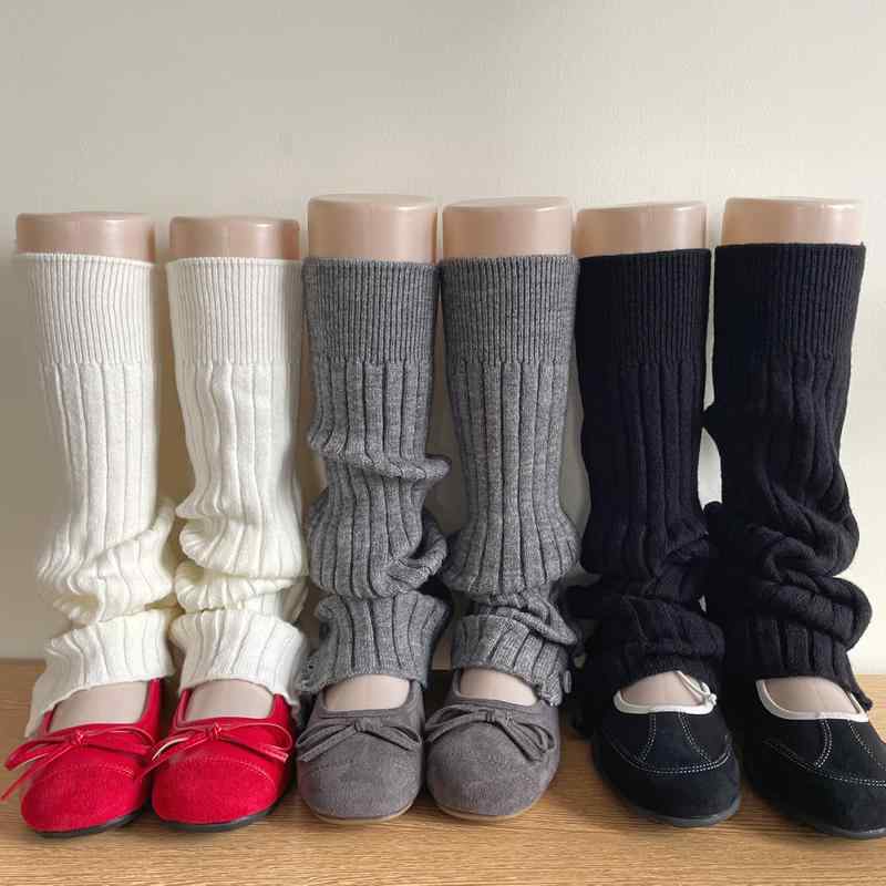 靴下 レディース 秋冬 ニット レッグウォーマー あったか 厚手 防寒 ボタン付き スリット ミドル丈 ケーブル編み ウール レッグカバー