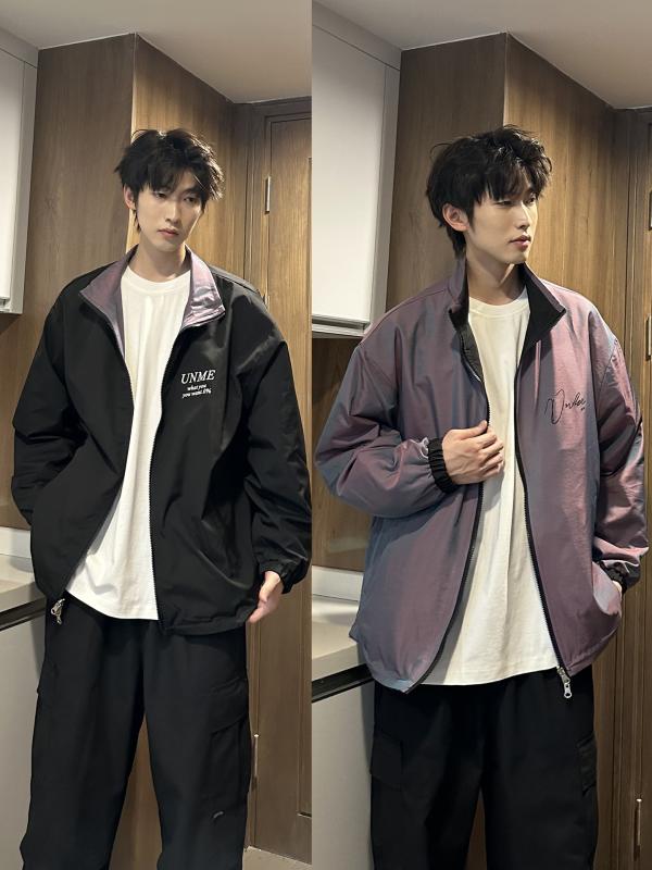 ジャケット 男性用 アウター リバーシブル カジュアル ワークウェア ブルゾン 撥水 防風 ゆったり[ "・製品カテゴリ: ジャケット", "・スタイル: 中性", "・対象: 青年", "・襟の形: 襟付き", "・フィット: ゆったり", "・フロント: ジッパー", "・フード: なし", "・厚さ: 普通", "・柄: その他", "・対象シーズン: 春秋", "・対象者: ティーン", "・生地: ポリエステル", "・主な生地の組成: ポリエステル100%", "・裏地: ナイロン", "・裏地の組成: ポリエステル45%、ナイロン55%", "・シーン: カジュアル", "・ディテール: 配色", "・裾のデザイン: ストレート", "・加工: ノンアイロン", "・着丈: レギュラー", "・ポケット: 明線パッチポケット", "・着方: アウター", "・袖丈: 長袖", "・カラー: 米白+極光ブルー, ブラック+極光ピンク, グレーカーキ+極光レッド", "・サイズ: M, L, XL, XXL, XXXL", "・袖のタイプ: レギュラー袖", "・対象年齢: 大人", "・対象性別: 男性"]