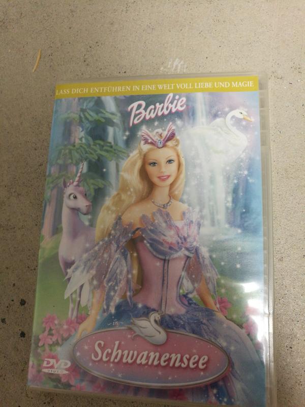 【中古】バービーの白鳥の湖 [DVD]