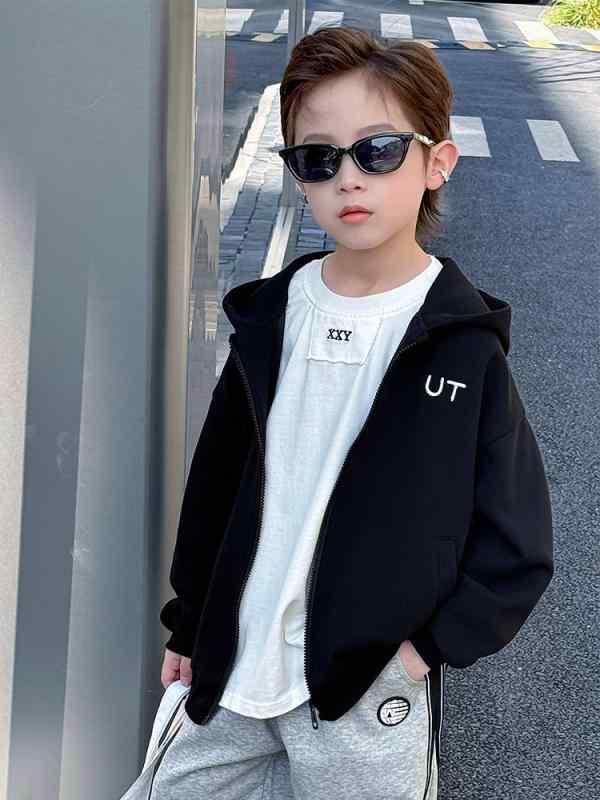 2キッズ 男の子 パーカー 春物 アウター フード付き スウェット スポーティー カジュアル