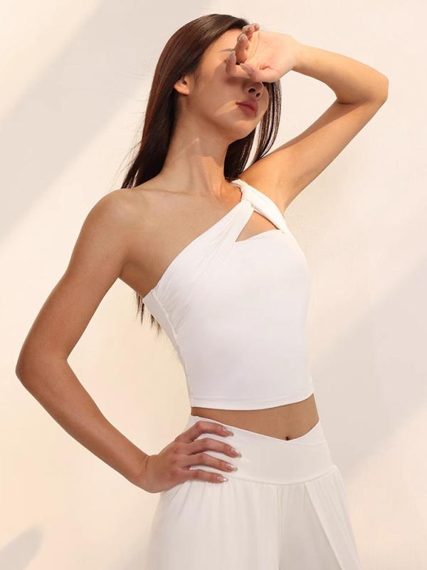 ブラトップ レディース ヨガウェア 美 法式 斜め肩 スポーツブラ インナー 運動 接触冷感 伸縮性・対象: 女性・素材: 錦綸75%加氨纶25%・サイズ: S, M, L・着丈: 及腰・胸パッド: あり・カラー: 云舞者背心, 水墨黒背心, 藍色背心